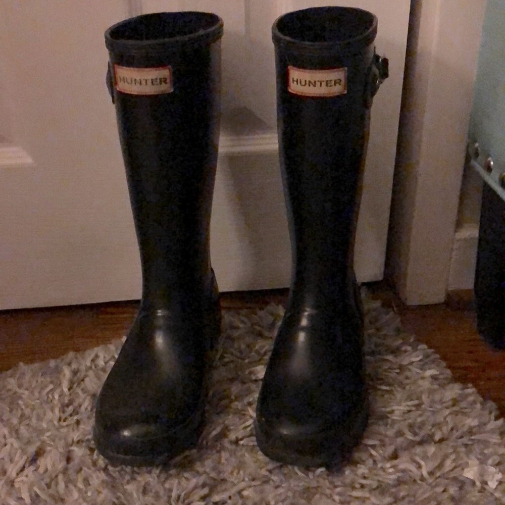 Used Black Hunter Rain Boots